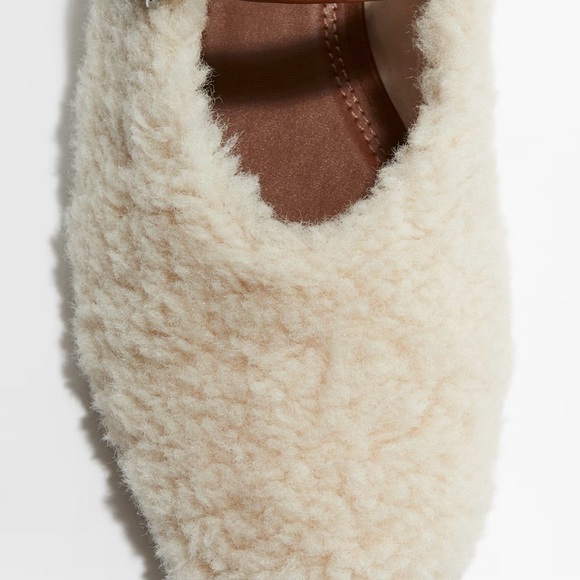 H&M Cream Shearling Flats with Brown Strap - Picture 3 of 6
